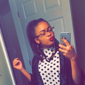 Meet your Posher, Amber